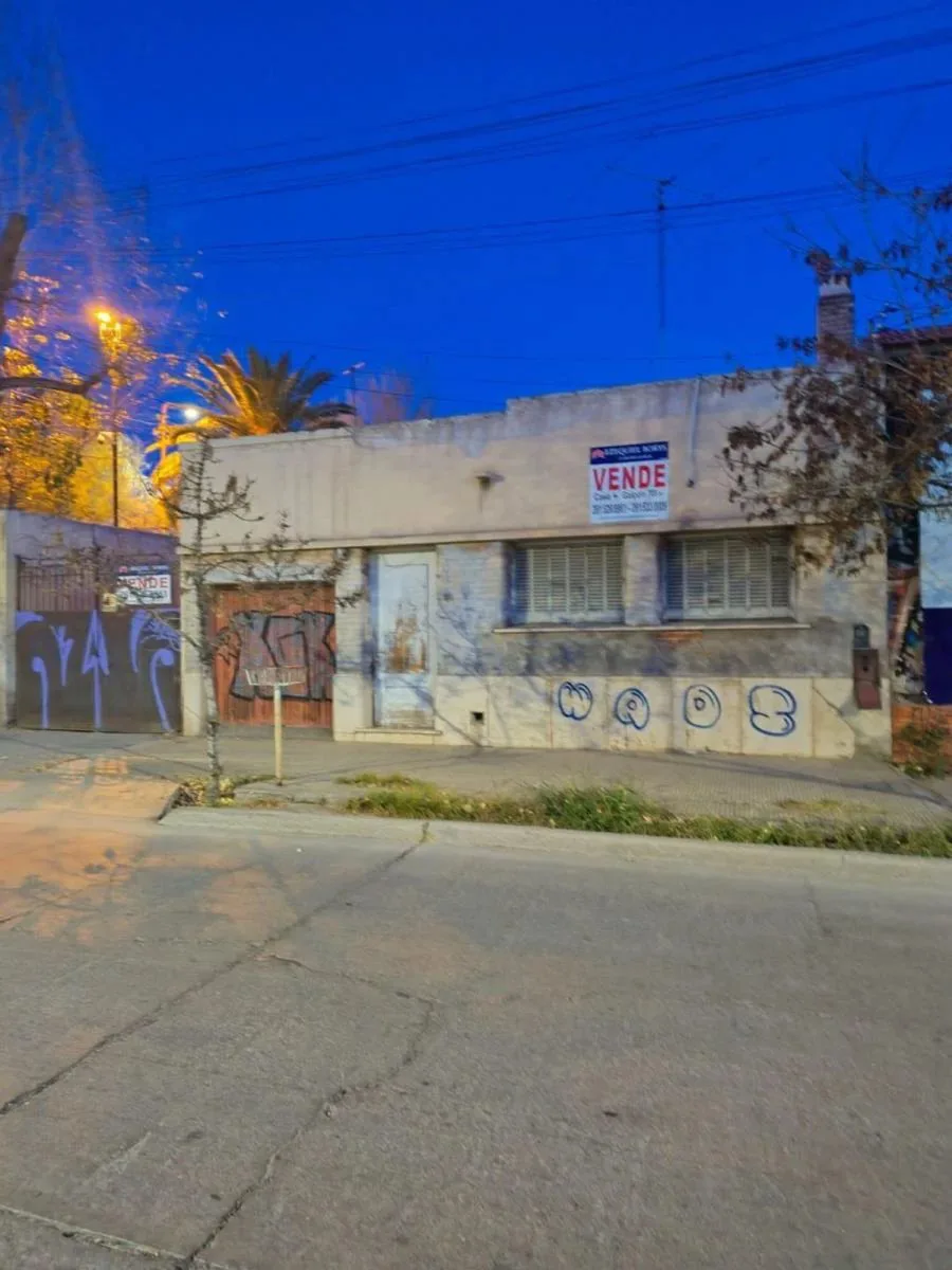 GRAN OPORTUNIDAD VENTA DE TERRENO/GALPON EN CIUDAD foto 5
