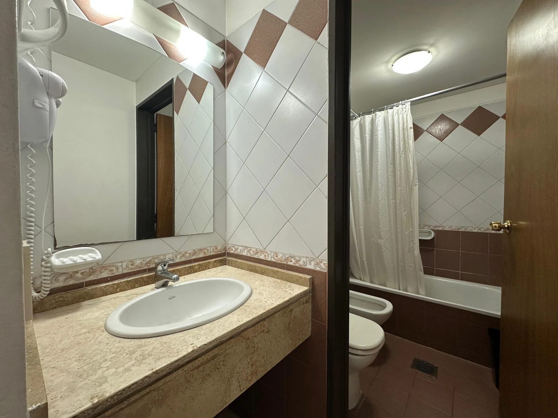 DPTO EN VENTA CENTRO AMOBLADO-APTO TEMPORARIO foto 5