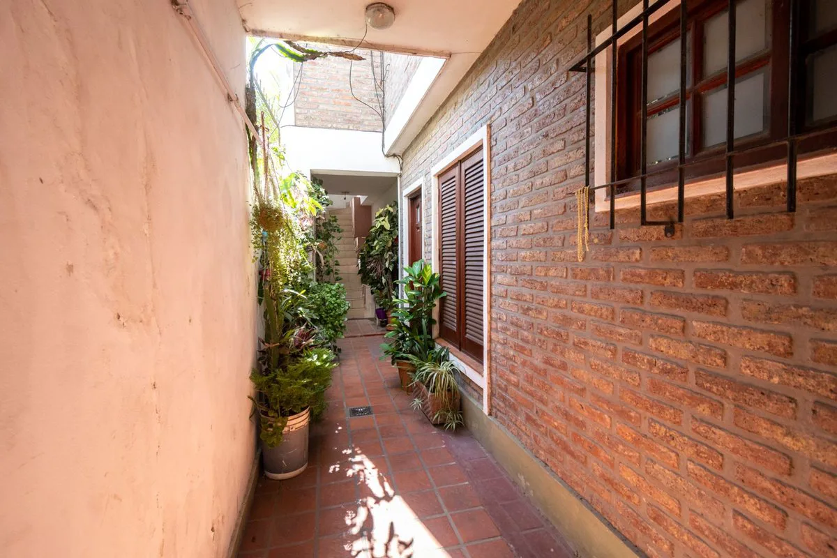 DEPARTAMENTO EN VENTA A 70 METROS DE BOULEVARD foto 3