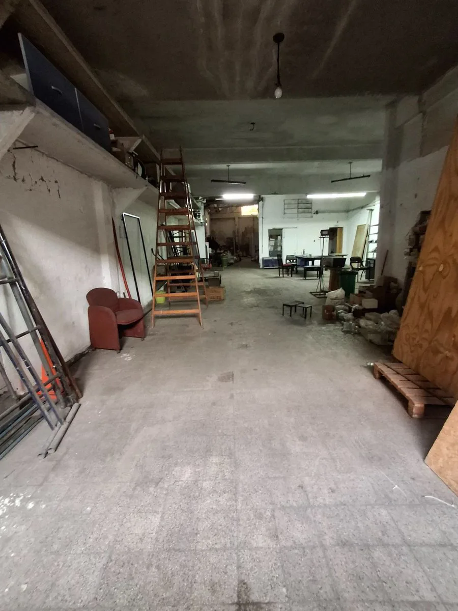 Venta Galpon con vivienda , en Parque Avellaneda foto 5