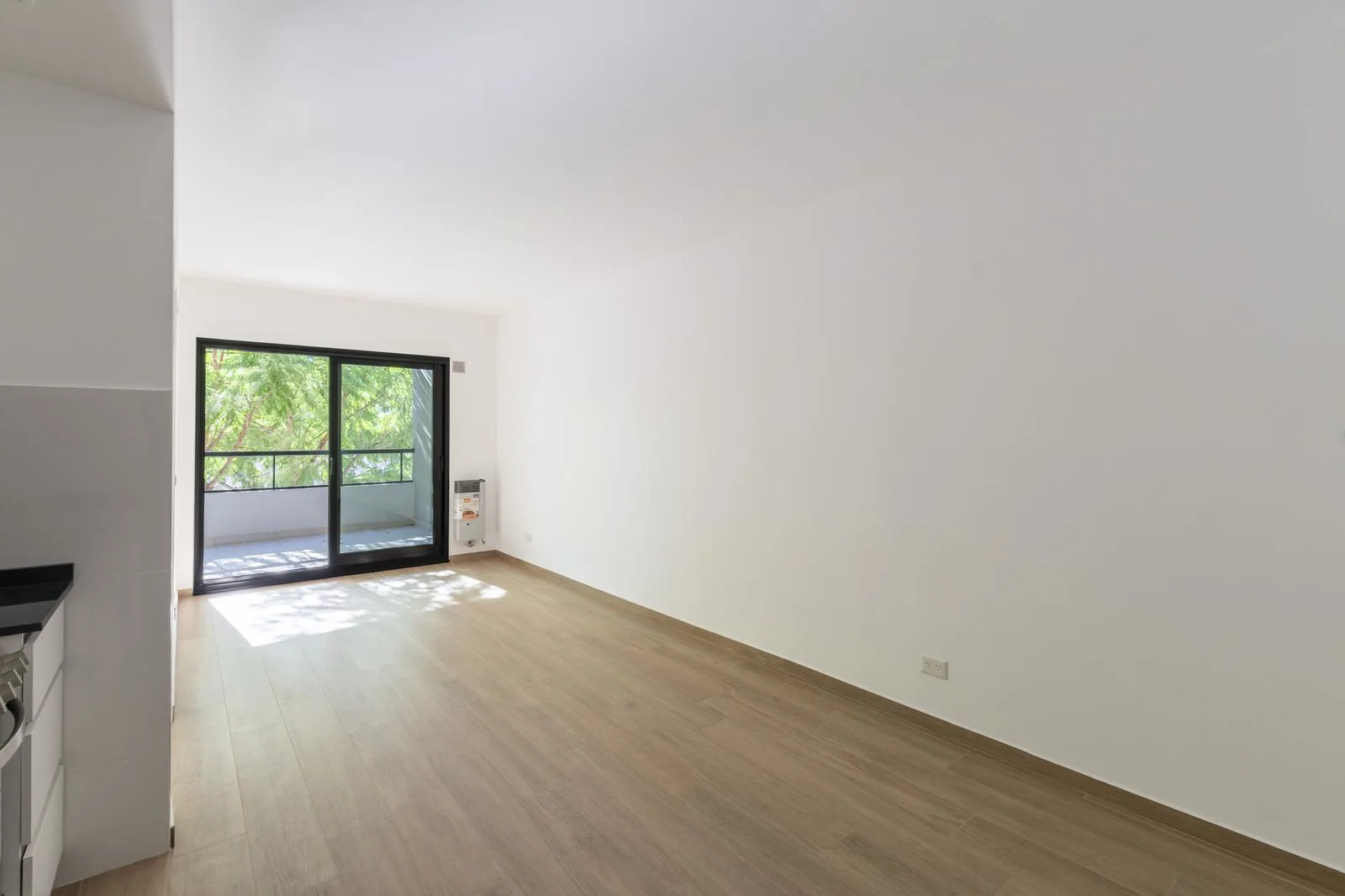 Departamento 2 ambientes a estrenar al frente en Coghlan - Superi 2946, 1°A foto 4