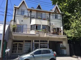 dúplex 2 y medio ambientes con garaje, RIVADAVIA 61. APTO CREDITO foto 1