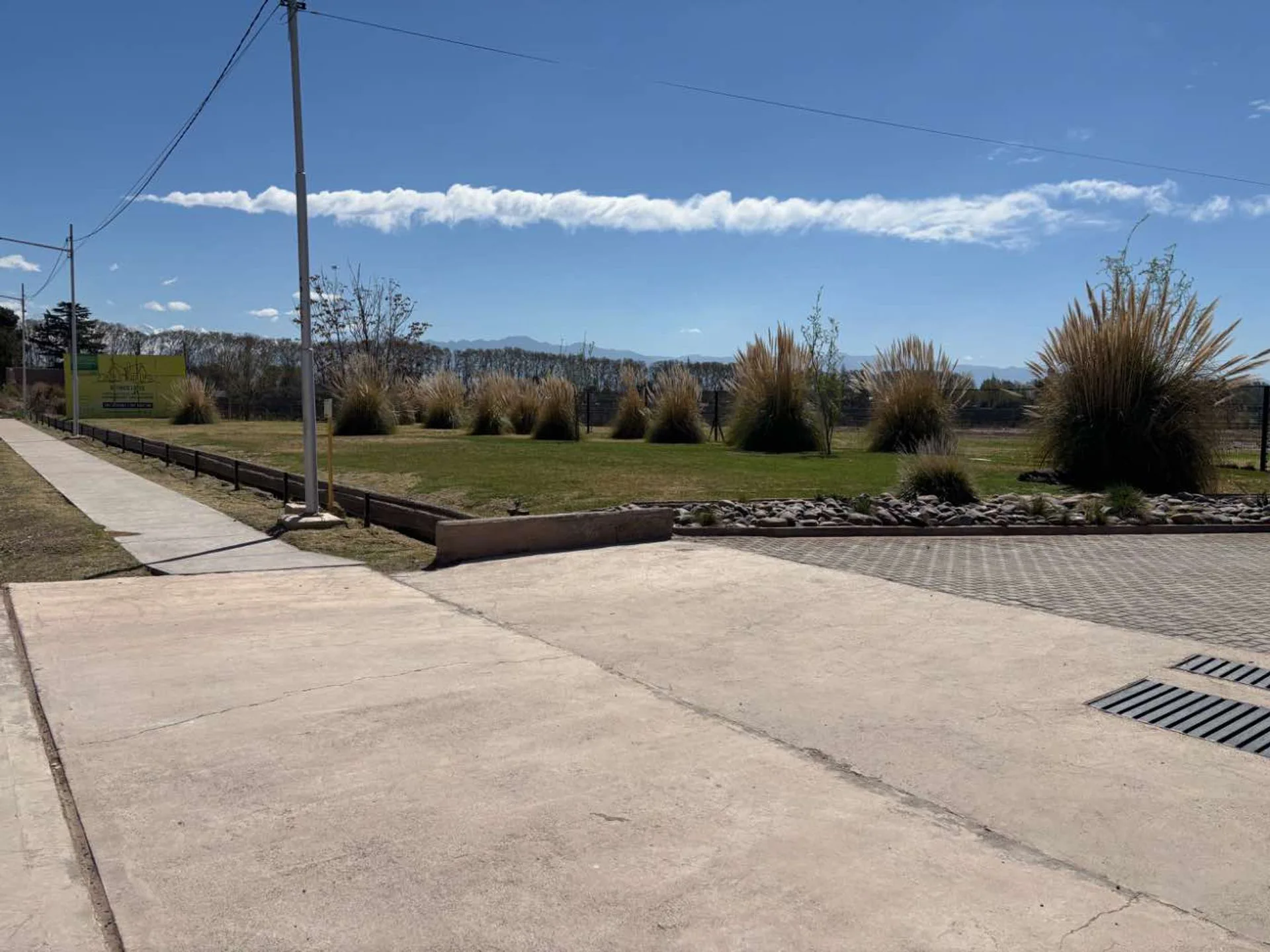 LOTE EN VENTA EN PEDRIEL LUJAN DE CUYO foto 3
