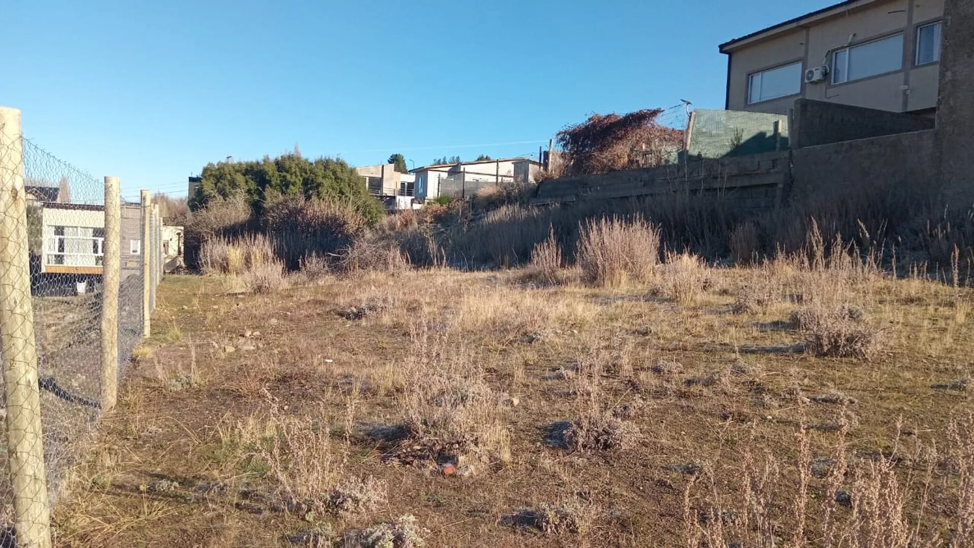 Terreno en Esquel 468m2. Con Servicios. foto 2