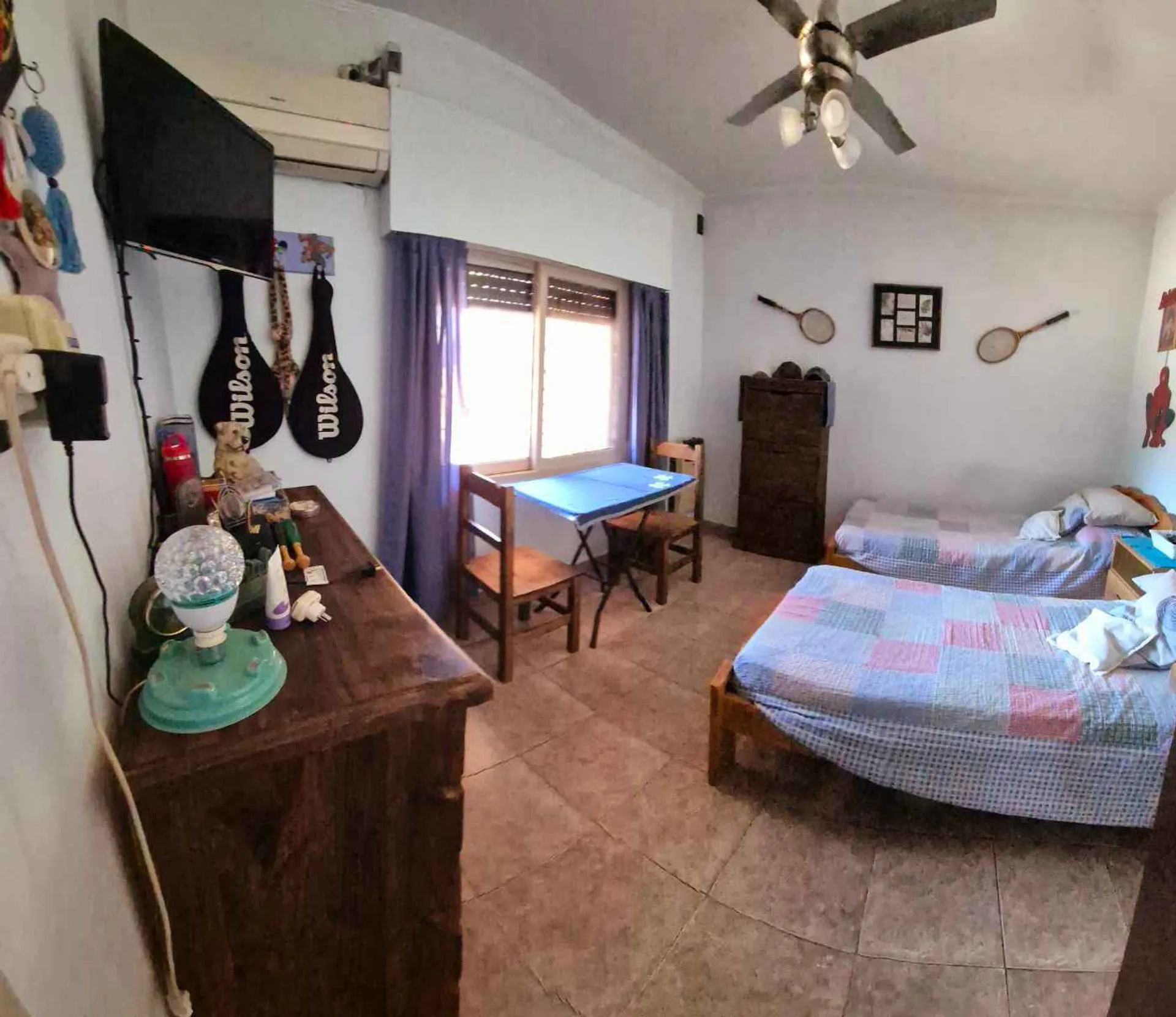 VENTA CASA 6 AMBIENTES +PILETA+JARDIN+COCHERAS foto 5