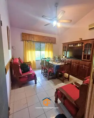 VENTA DE CASA 3 AMBIENTES CON AMPLIO PATIO Y LAVADERO foto 5