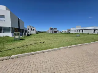 Vendo Terreno en Las Acacias, C. del Uruguay, Entre Ríos. foto 1