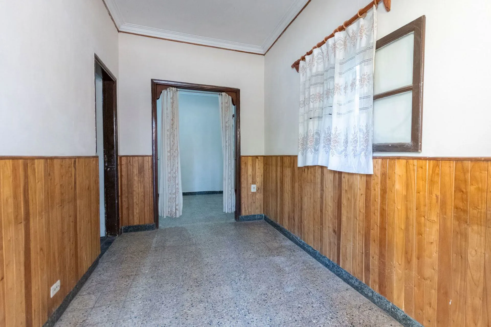 Casa de 3 dormitorios con patio. Apta crédito foto 4
