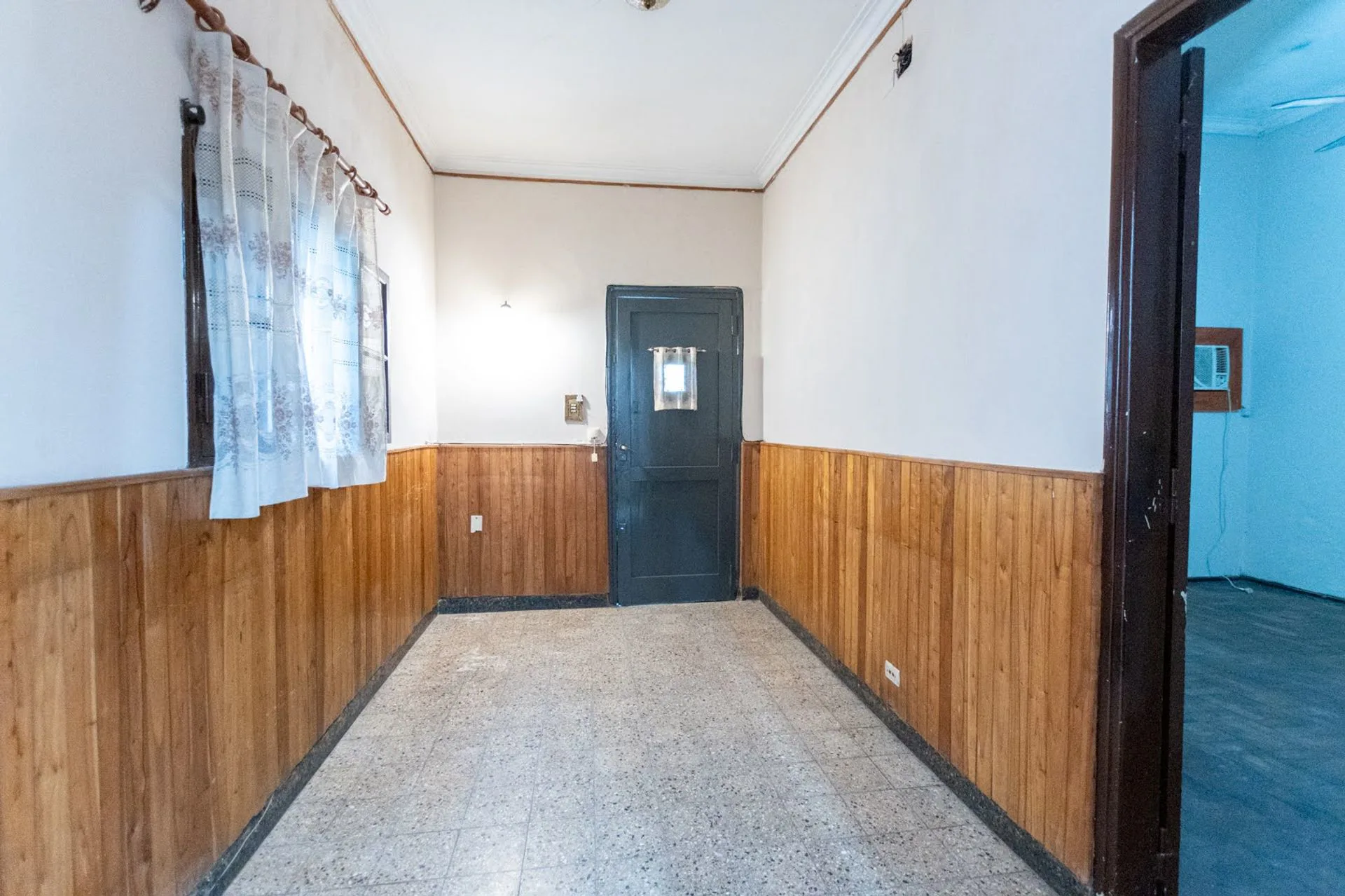 Casa de 3 dormitorios con patio. Apta crédito foto 5