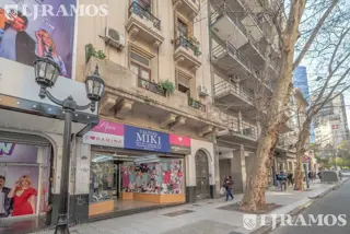 Departamento Apto Profesional 2do piso a la calle foto 1