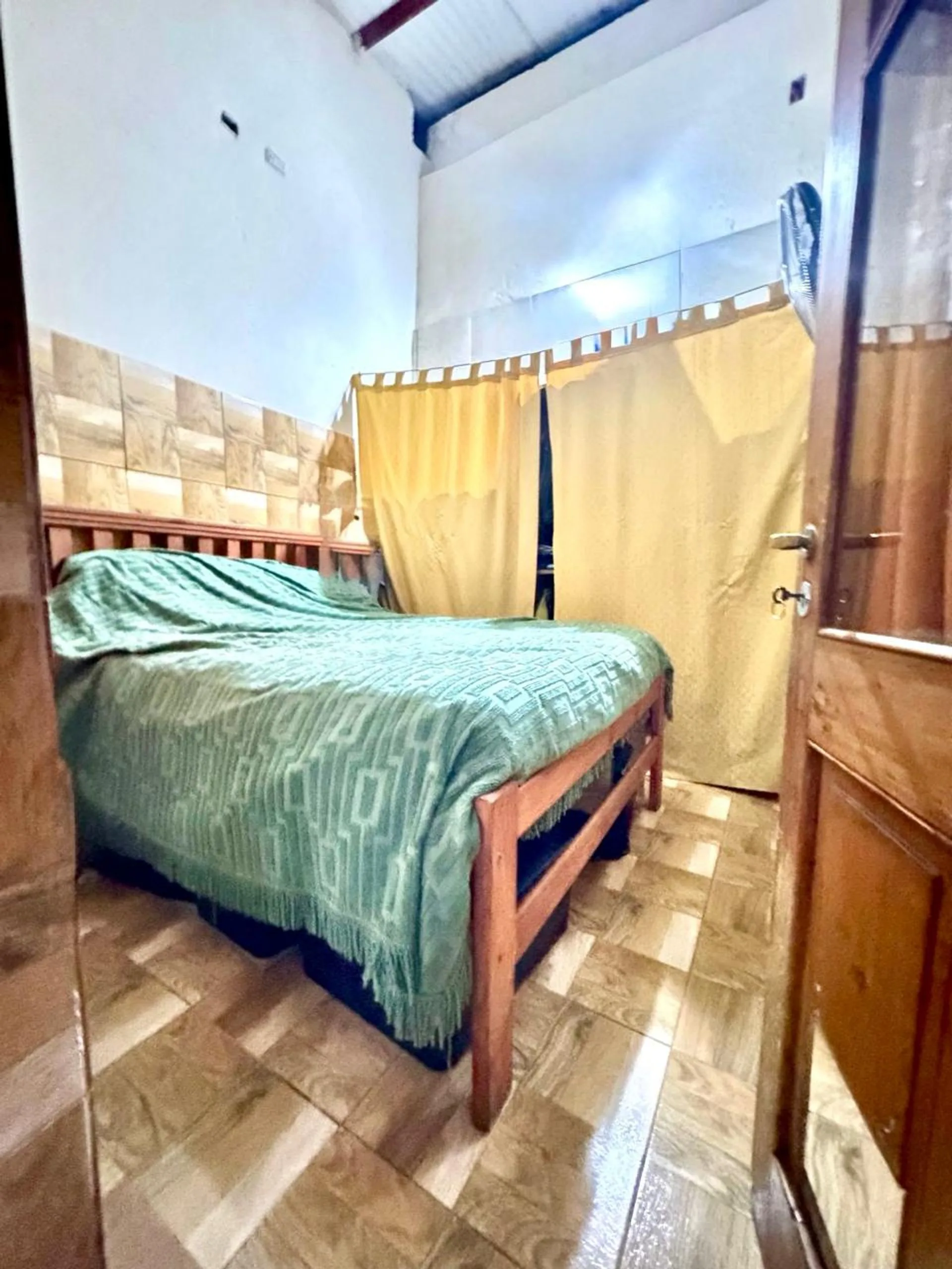 Casa Lote Propio Floresta 215m² | A Refaccionar foto 4