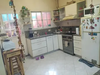 se vende ph 3 ambientes en planta baja al frente con patio foto 5