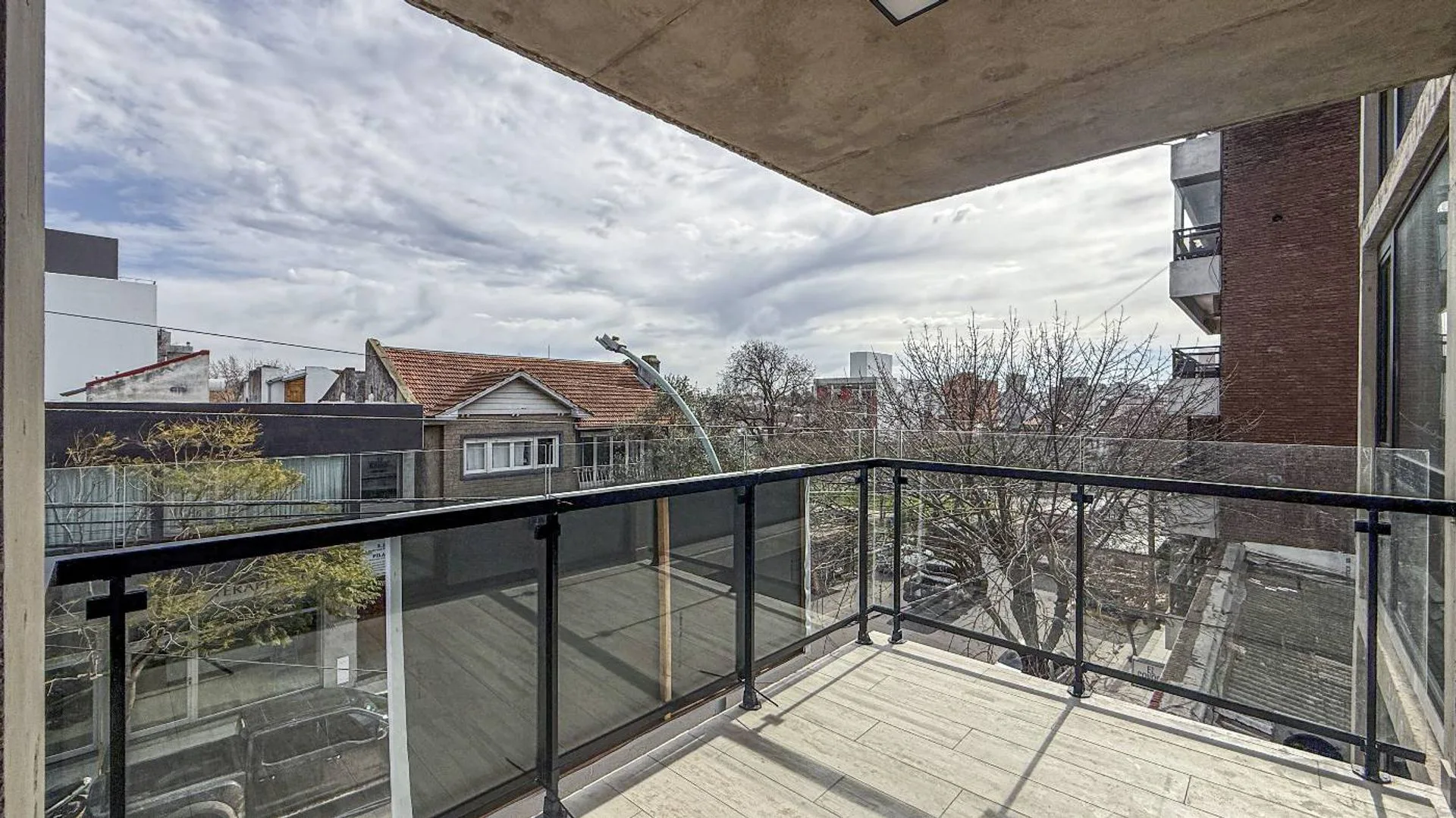 VENTA DEPARTAMENTO 3 AMB FRENTE CON BALCON CHAUVIN foto 4