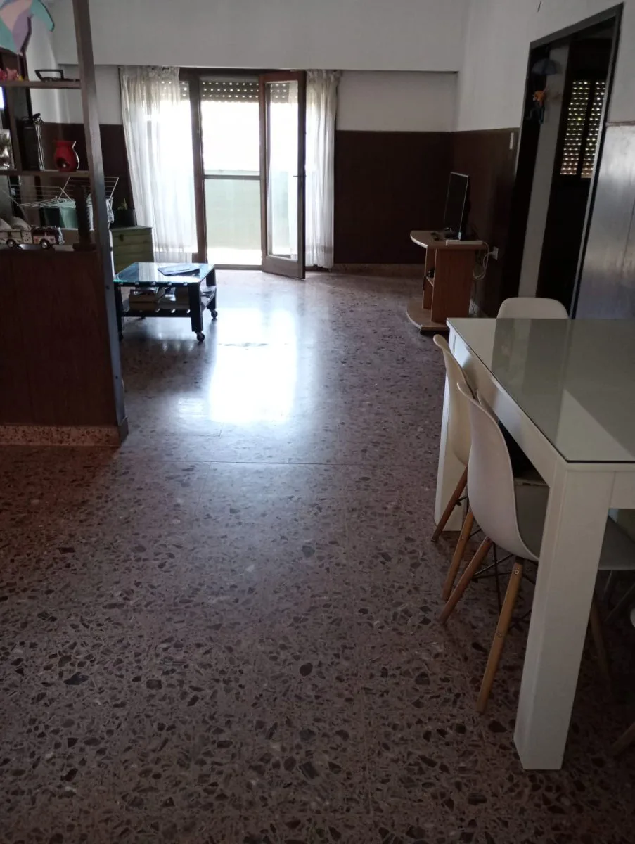 VENTA PH 4 Ambientes con Balcón, Terraza y Quincho – Sarandí, Avellaneda foto 2