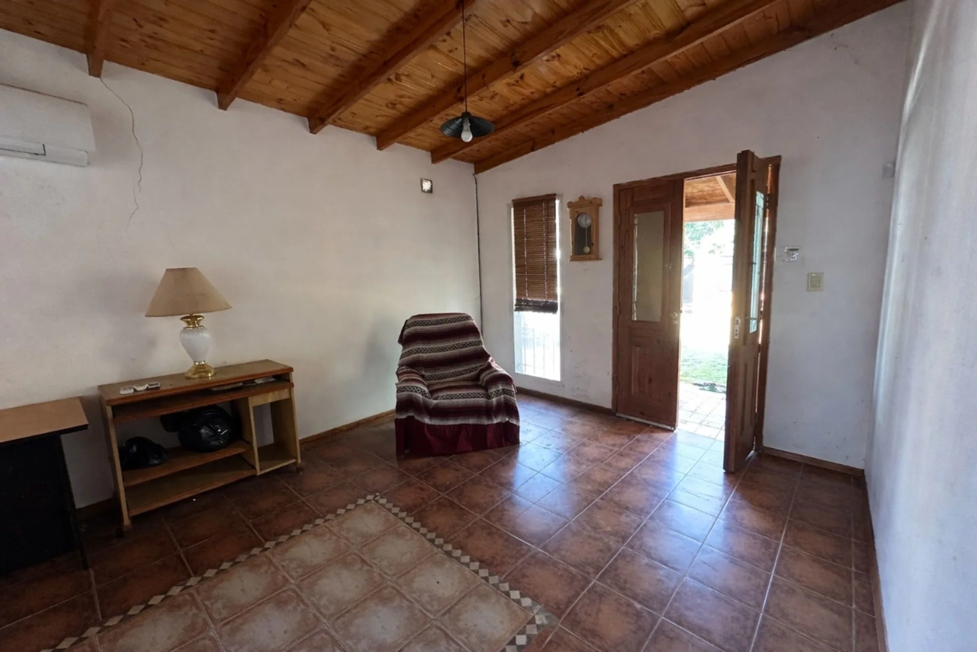 Venta casa 3 ambientes Paso del Rey Pileta Quincho foto 2