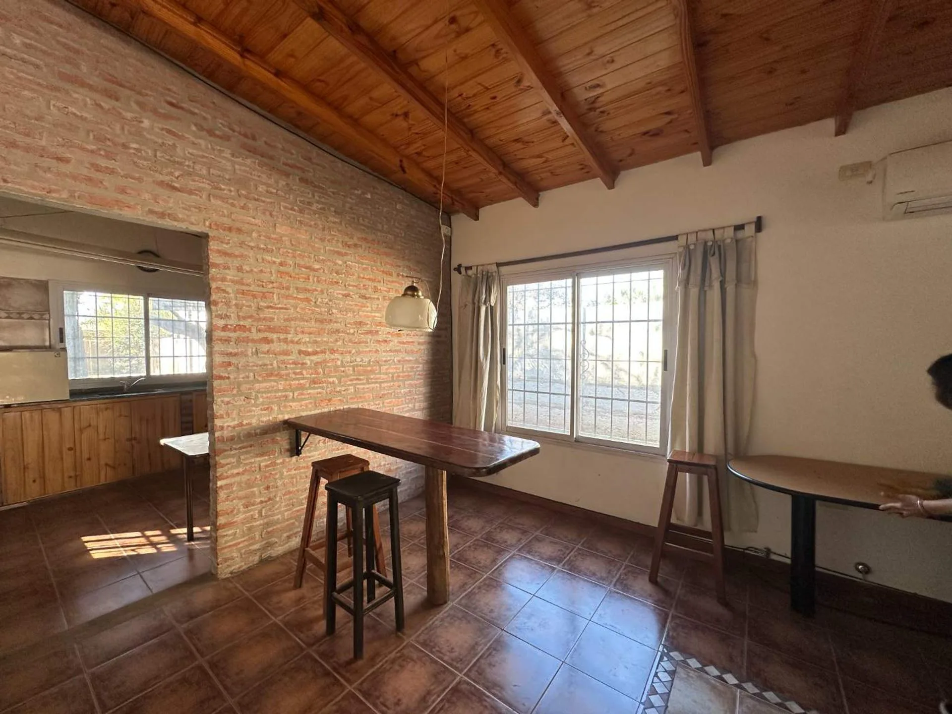 Venta casa 3 ambientes Paso del Rey Pileta Quincho foto 4