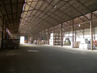GALPON EN ALQUILER / PARQUE INDUSTRIAL Y TECNOLÓGICO DE QUILMES foto 4
