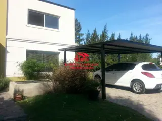 CASA EN ALQUILER DE 5 AMBIENTES-PILAR PLAZA foto 1