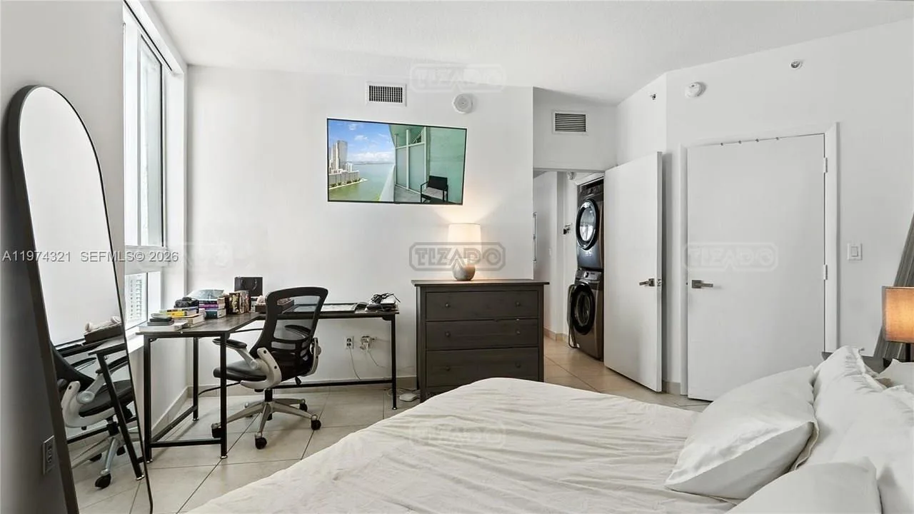 1900 N Bayshore Dr. #2810 1900 foto 4