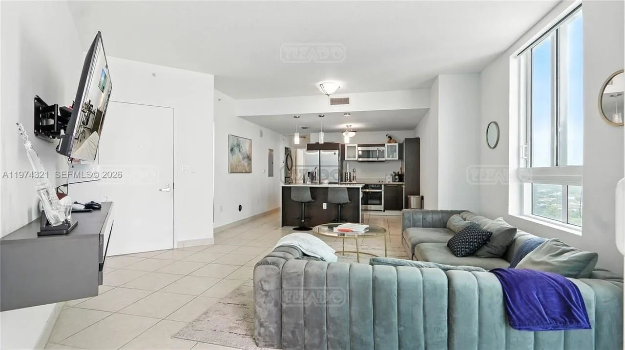 1900 N Bayshore Dr. #2810 1900 foto 5