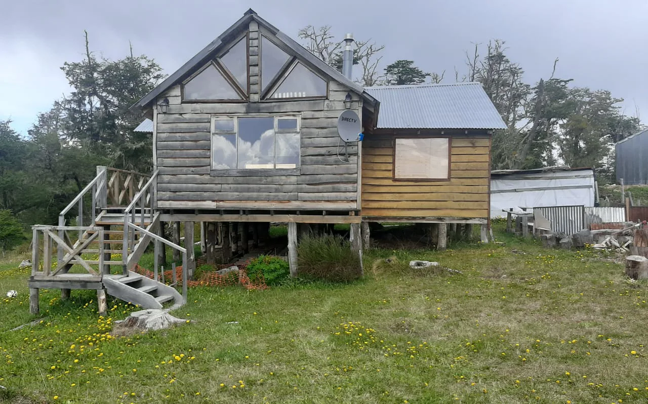 VENTA – CABAÑA RURAL- TOLHUIN foto 2