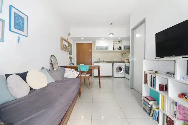 HERMOSO MONOAMBIENTE CON SUBDIVISION Y BALCON.