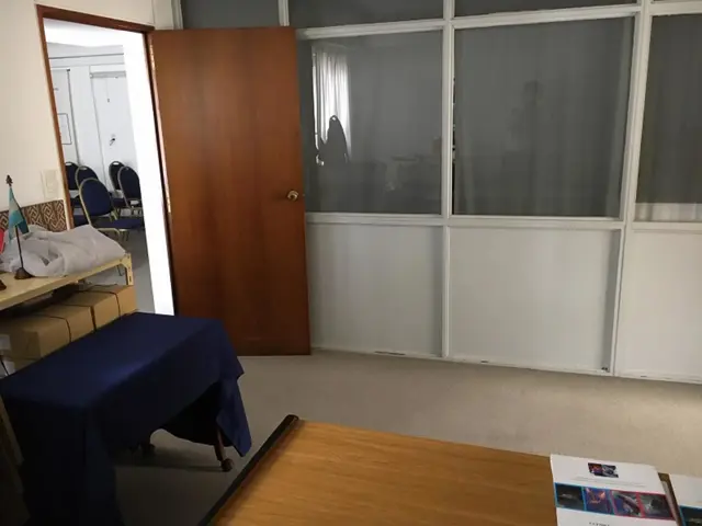Oficina en venta 134m2 con 4 despachos en excelente ubicación
