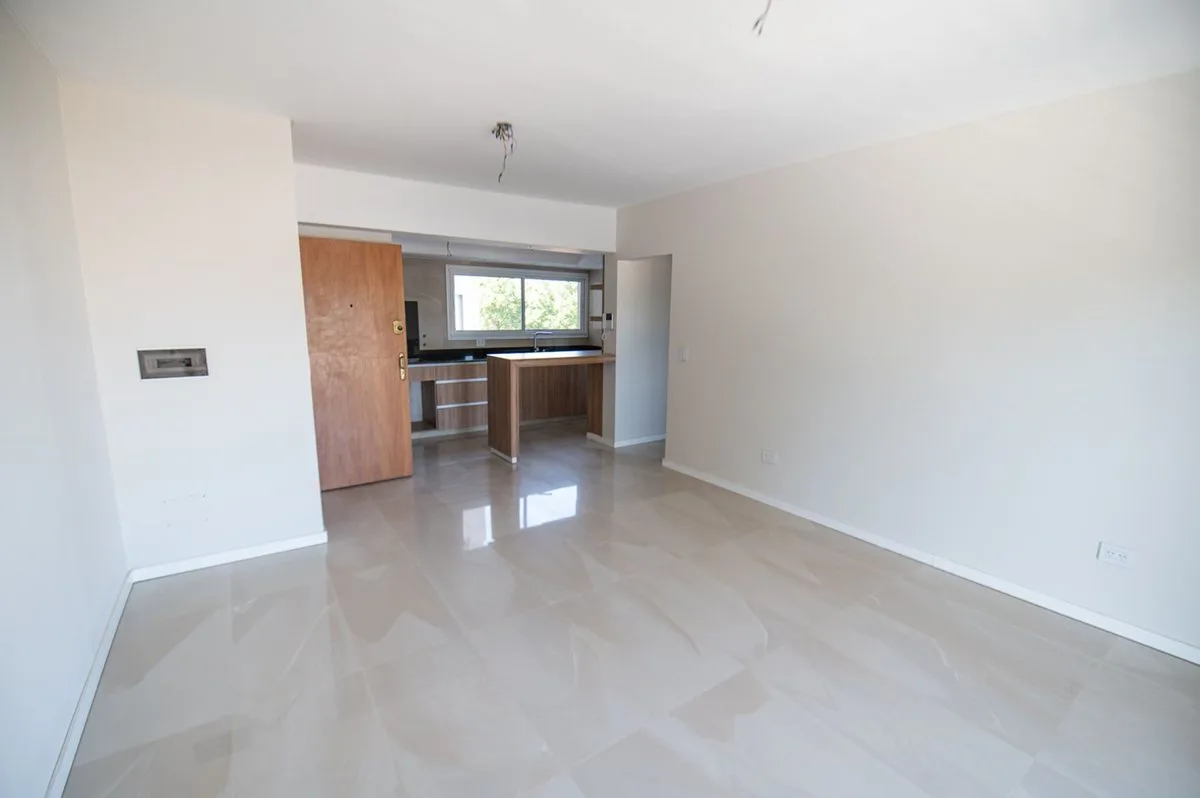 VENTA DEPARTAMENTO DE 1 DORMITORIO VENADO TUERTO foto 3