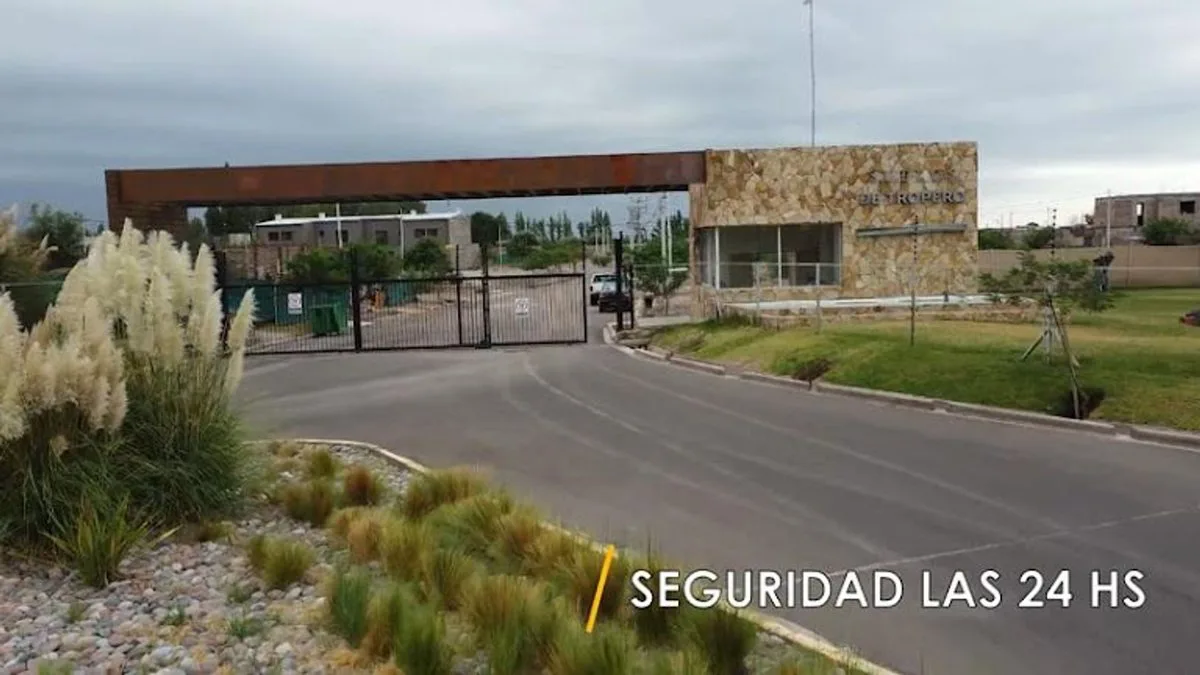 Lote en venta Barrio Privado Coquimbito Maipu foto 3