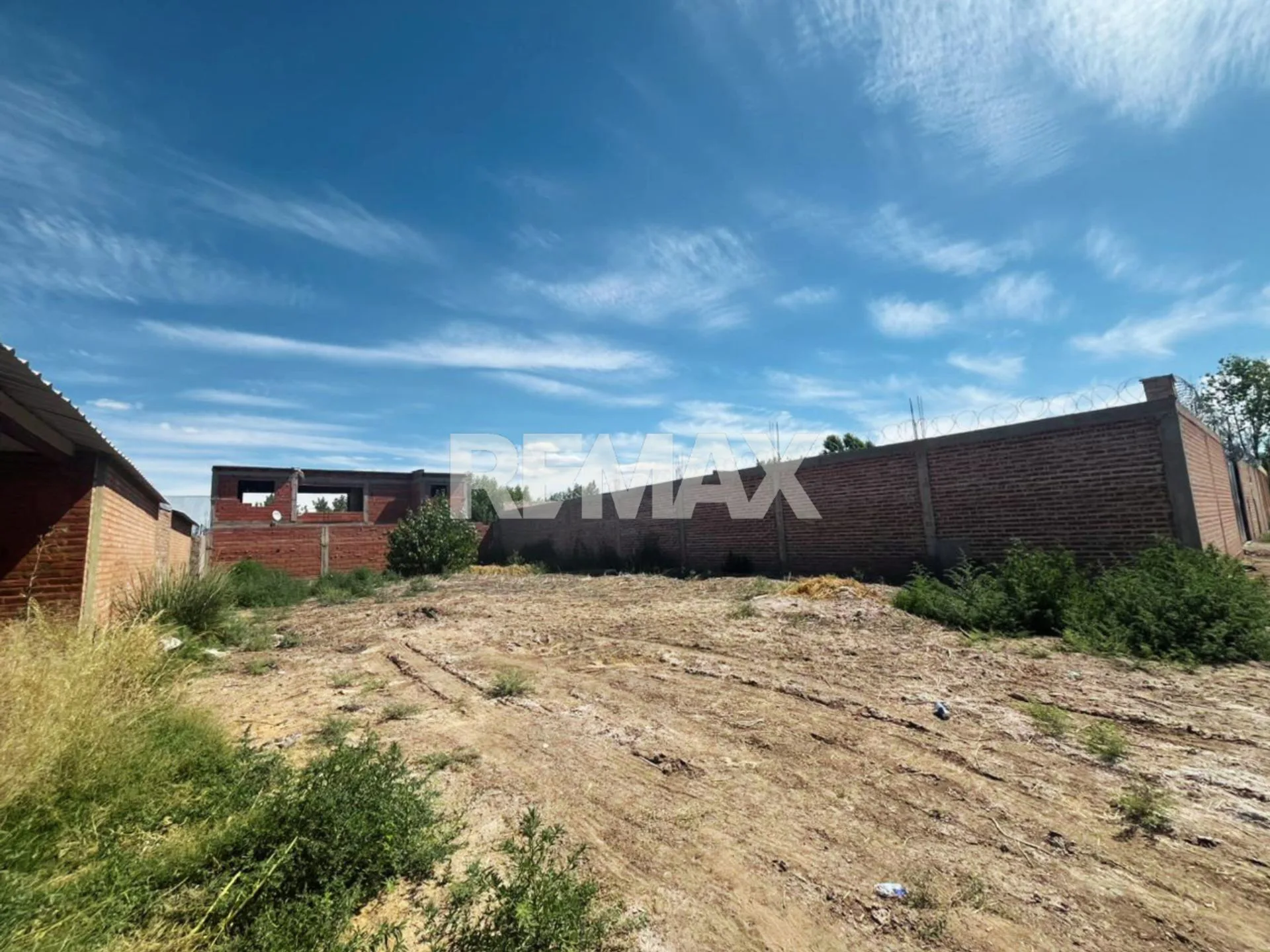 VENTA TERRENO EN SAN PATRICIO DEL CHAÑAR foto 2
