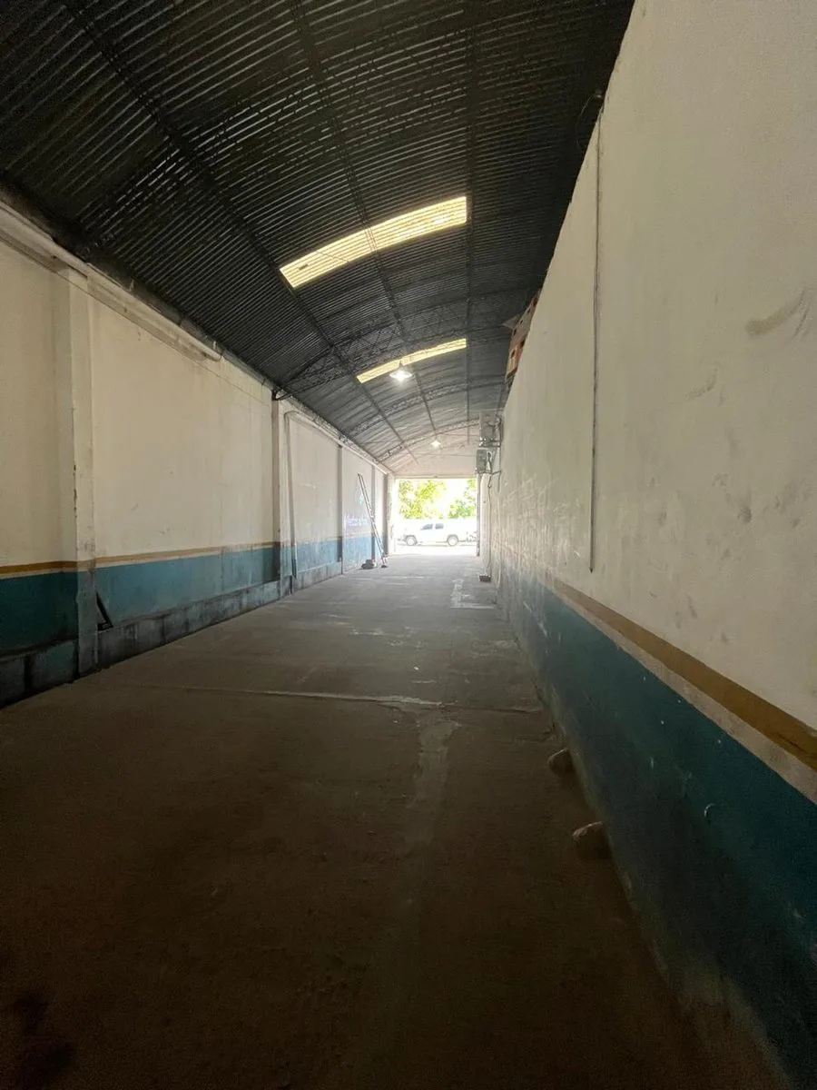 GALPON EN VENTA.  582,56 m² . FINANCIA 50% foto 5
