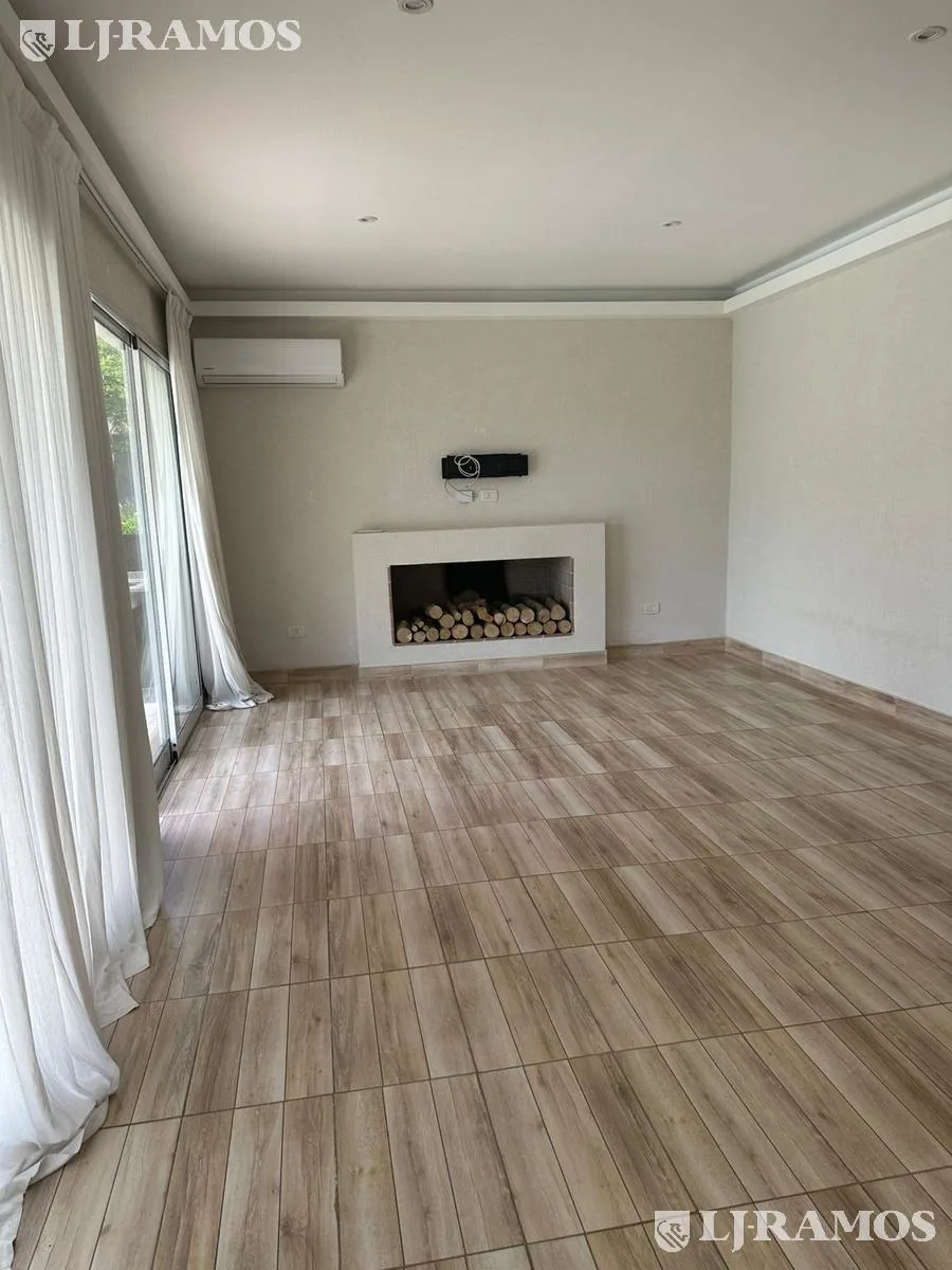 Casa en venta y alquiler anual sin muebles en Barrio Canton Norte PG foto 2