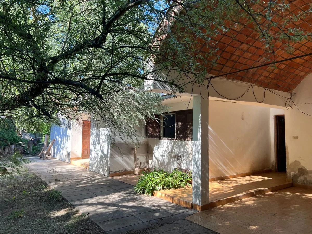 SE VENDE CASA EN VILLA DOLORES 4900 m2 DE TERRENO foto 4