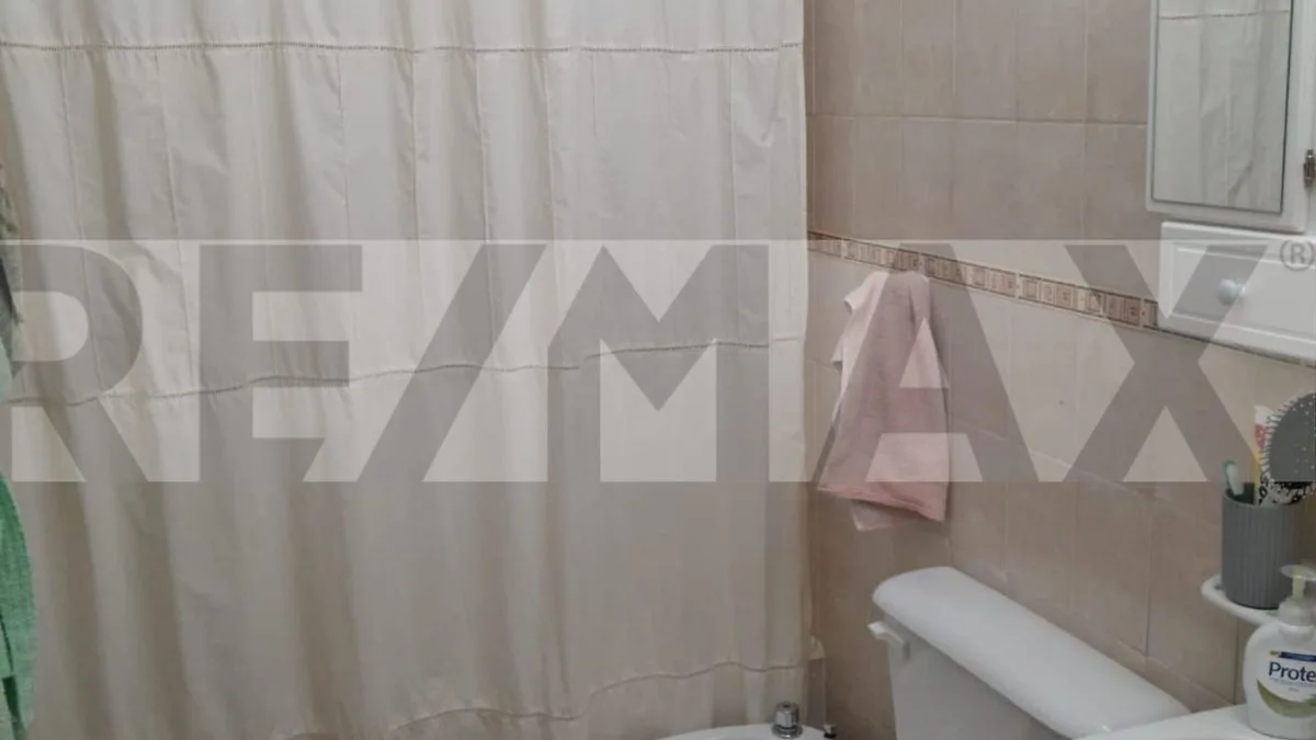 VENTA CASA CIUDAD DE VIEDMA foto 4