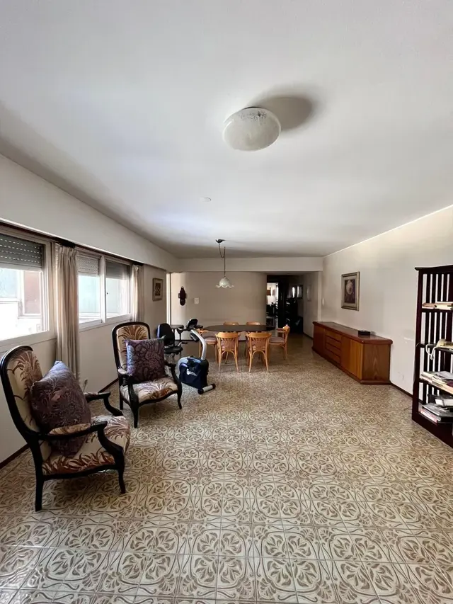 VENTA DEPTO. 4 DORM. FRENTE SHOPPING DEL SIGLO