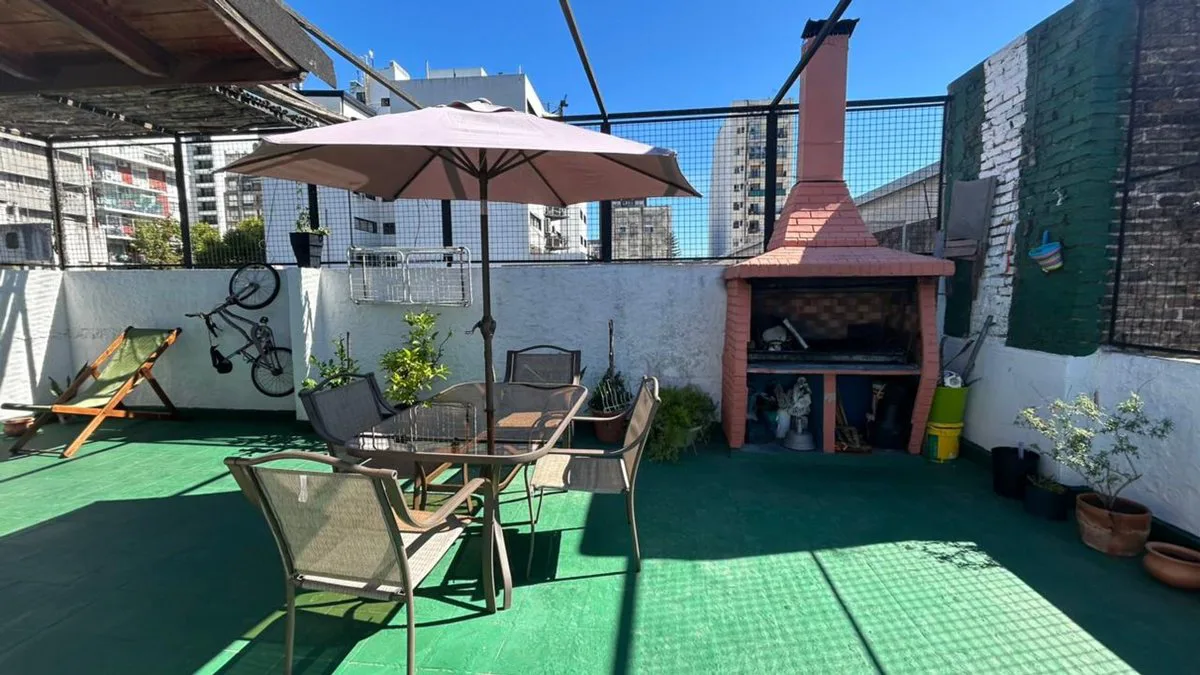 VENTA PH 3 AMBIENTES CON TERRAZA - SAN CRISTOBAL.