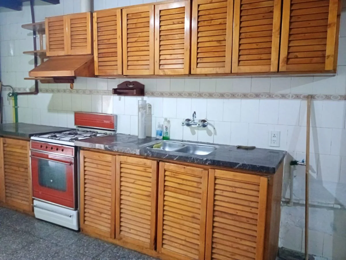 Venta de casa con cochera Godoy Cruz foto 3