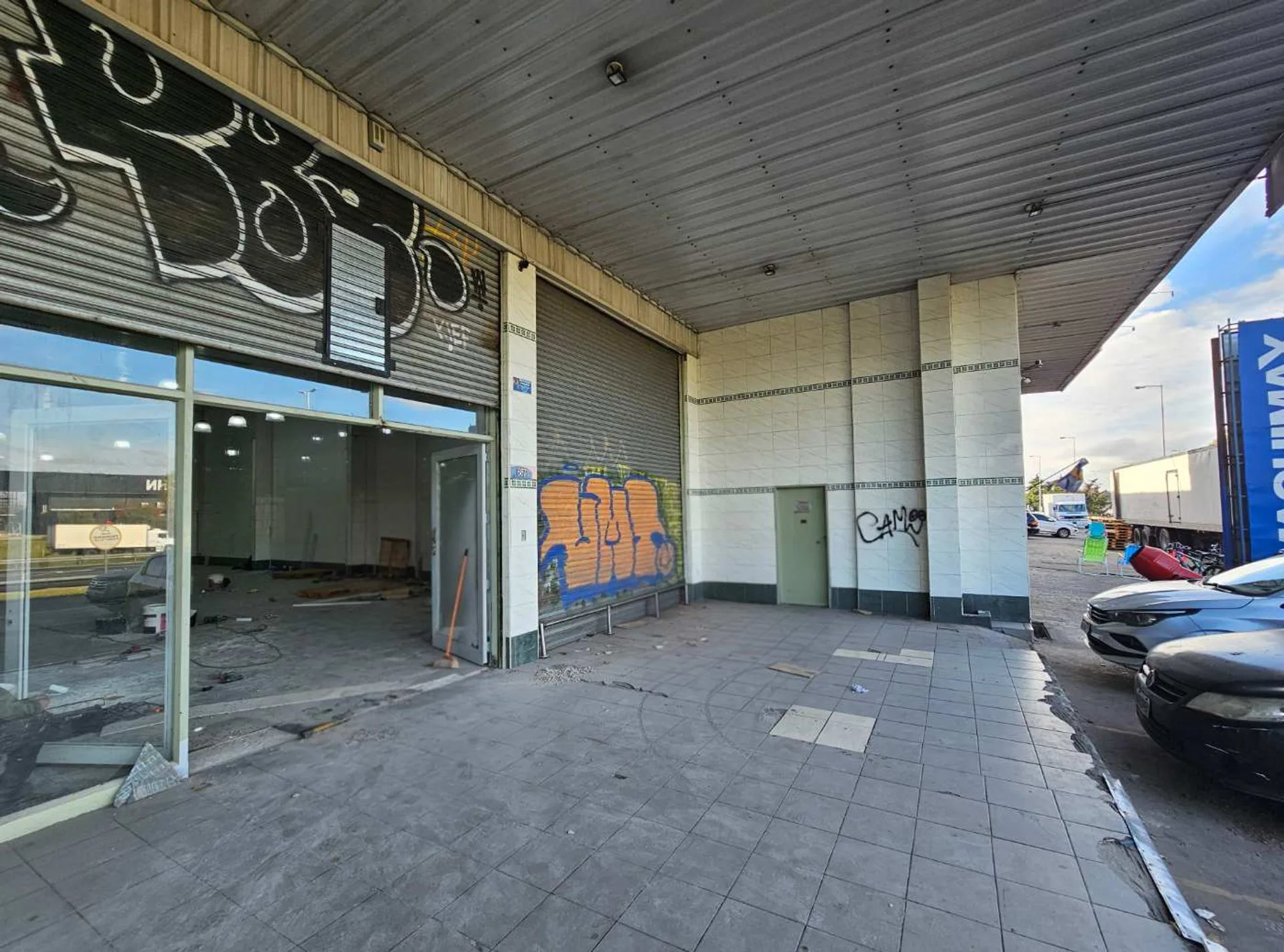 ALQUILER LOCAL GALPON DEPÓSITO 700M2 ITUZAINGO foto 3
