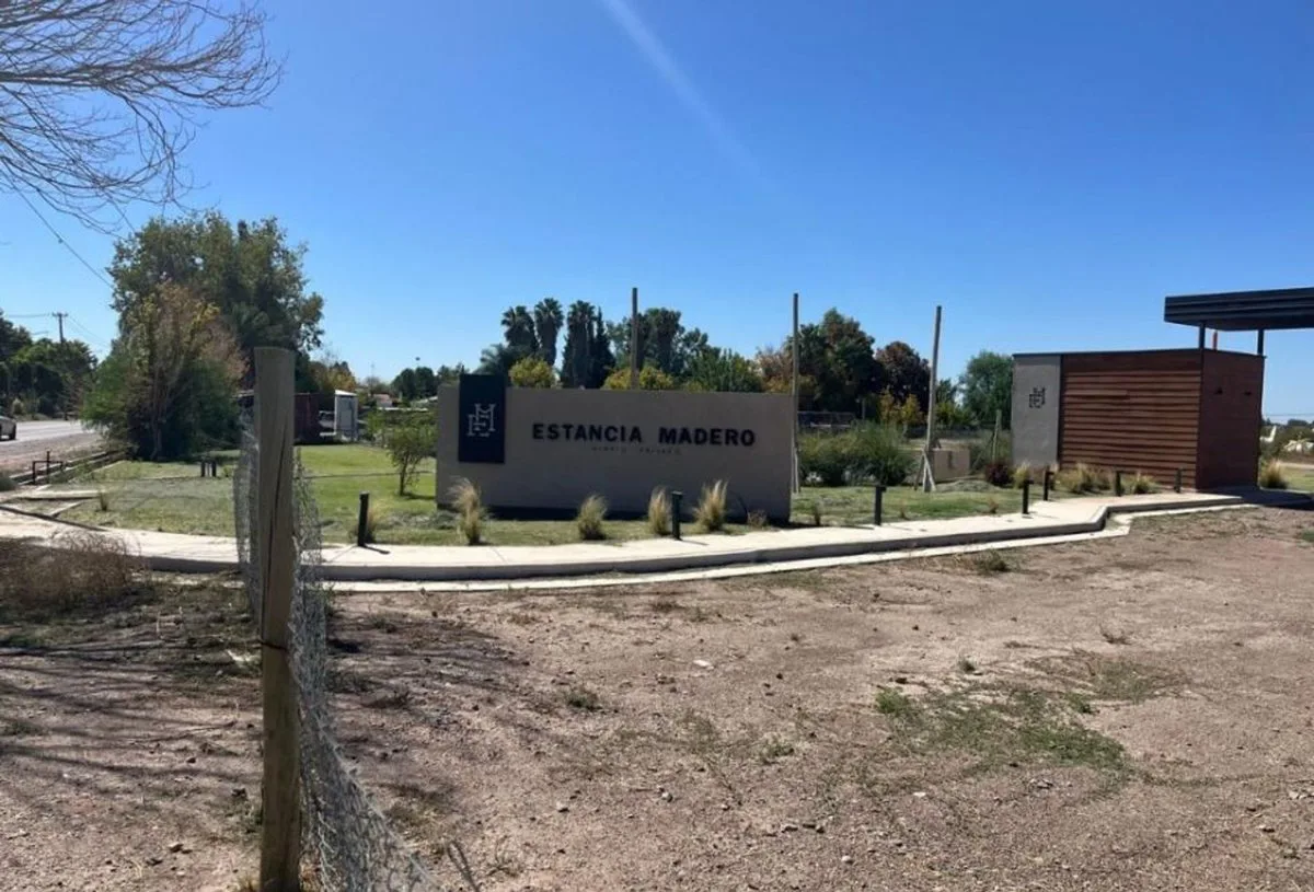 TERRENO EN VENTA BARRIO PRIVADO GUAYMALLEN foto 5