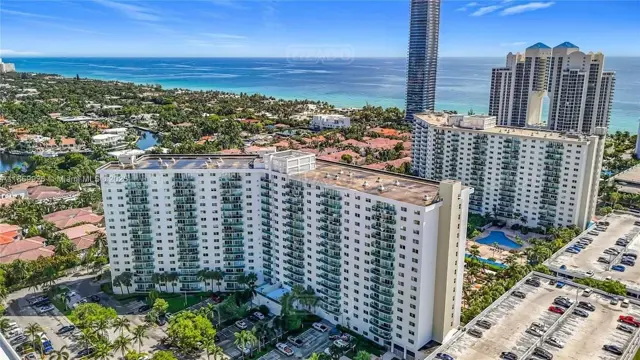 19380 Collins Av #308 19300
