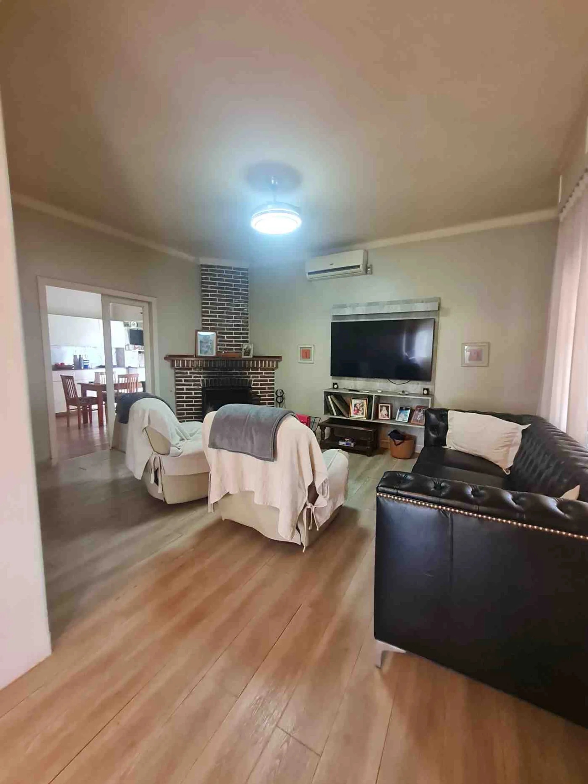 Venta de chalet 5 ambientes B Champagnat, Lujan. foto 3