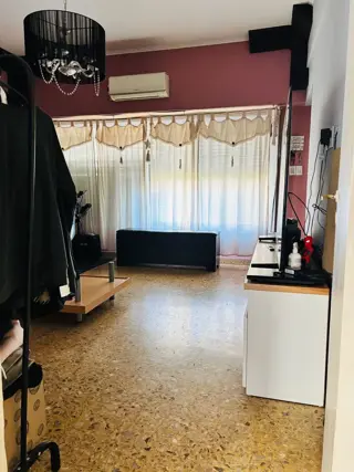 CASA EN LOTE PROPIO CON FONDO LIBRE Y PISCINA. foto 4