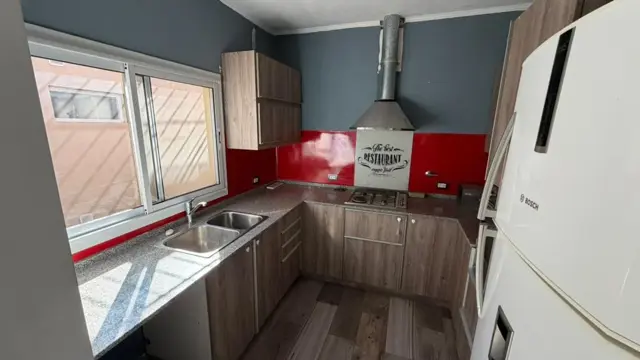 Se vende casa parcial// refaccionada (en PH) - VT