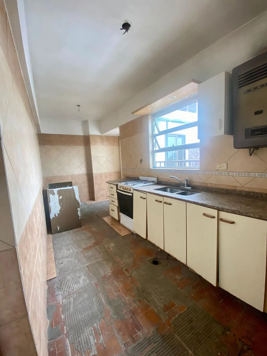 VENTA DE PISO 4 AMBIENTES - COLEGIALES foto 4