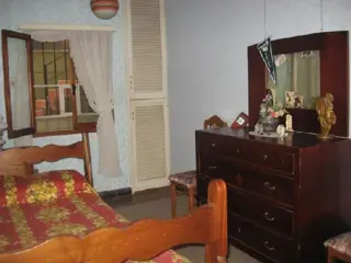 Amplísima casa en barrio Belgrano foto 4