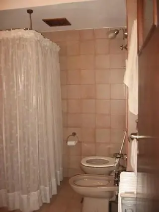 Amplísima casa en barrio Belgrano foto 5