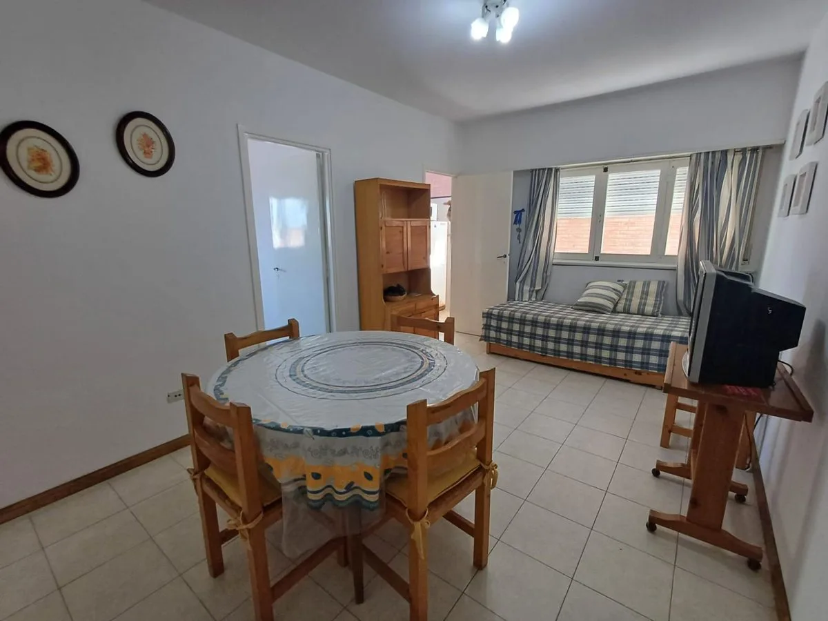 VENTA DEPARTAMENTO 2 AMBIENTES MIRAMAR foto 4