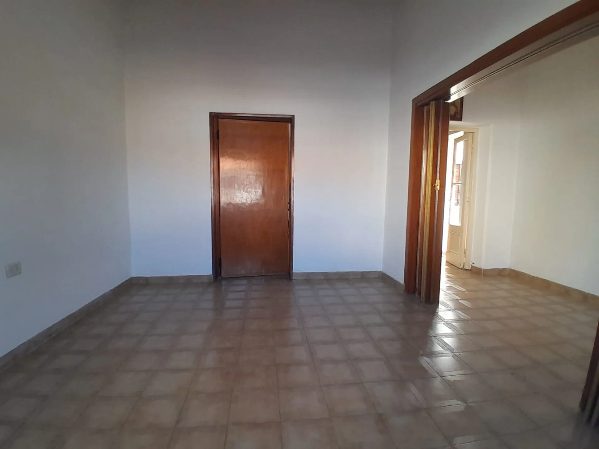Casa 5 Dorm, 2 Baños. 300m Terreno. Capital foto 4