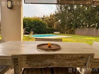 Casa con 3 dormitorios en venta en Los Sauces foto 4