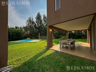 Casa con 3 dormitorios en venta en Los Sauces foto 5